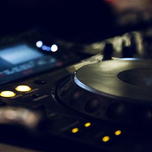 奥大利亚亚性高潮
